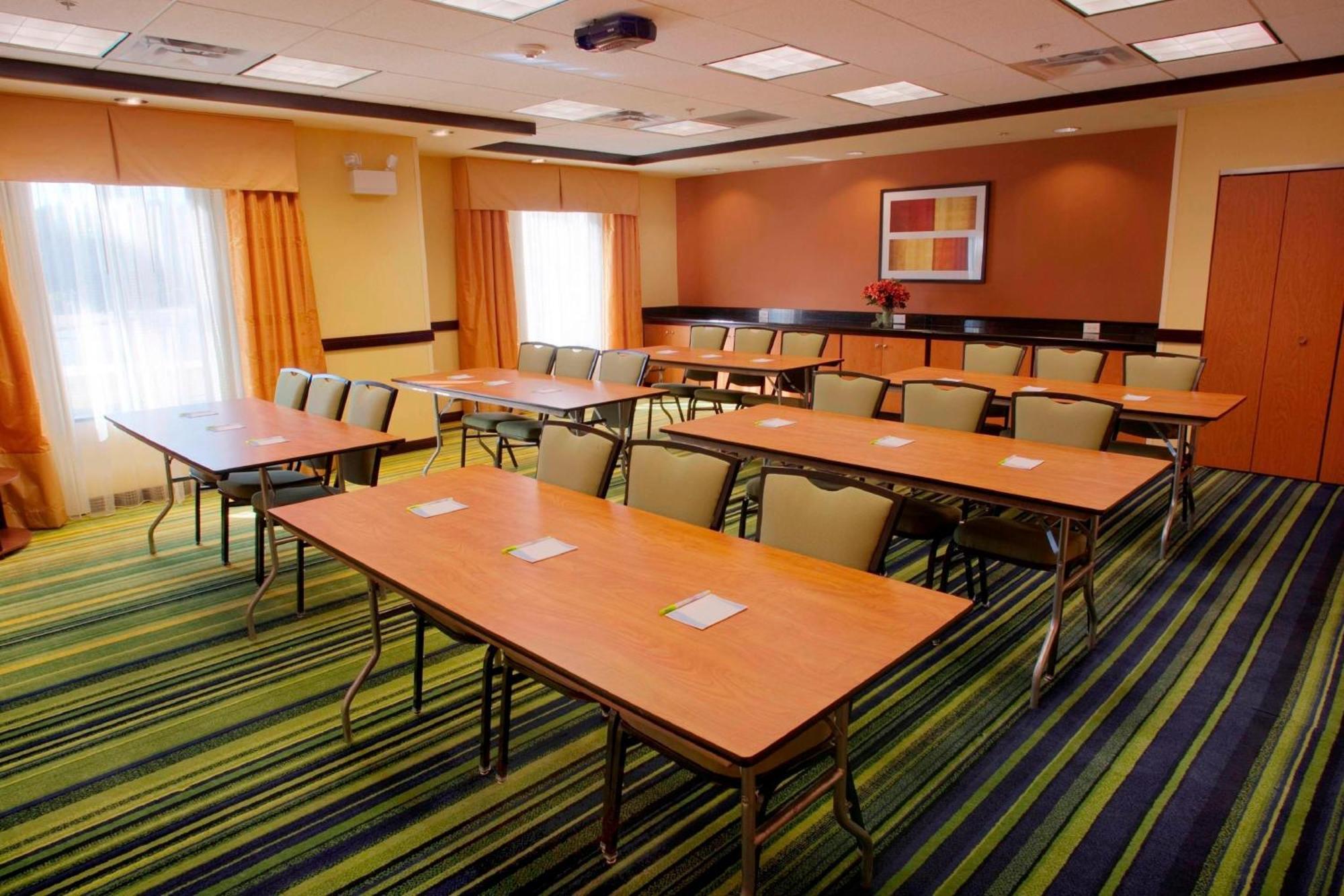 Fairfield Inn & Suites Milledgeville Facilidades foto